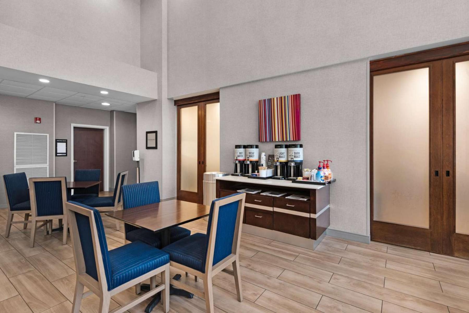 Hampton Inn & Suites Pensacola I-10 N At University Town Plaza Экстерьер фото
