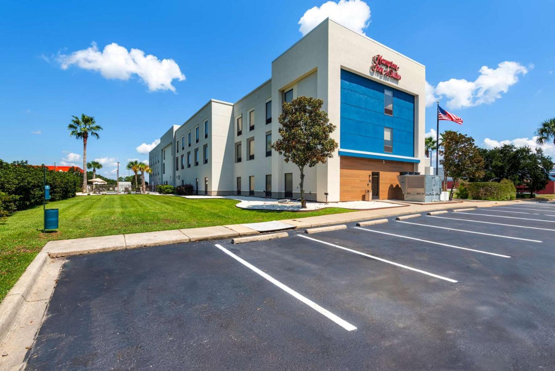 Hampton Inn & Suites Pensacola I-10 N At University Town Plaza Экстерьер фото