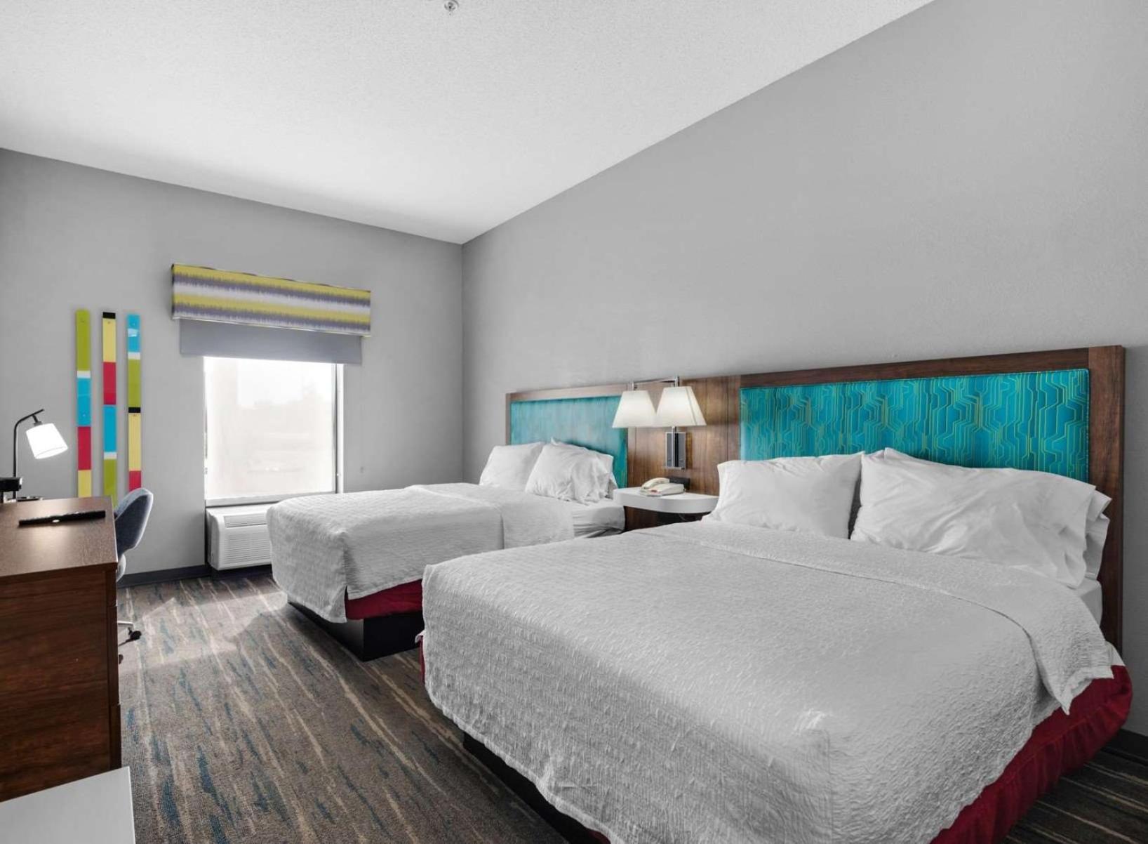 Hampton Inn & Suites Pensacola I-10 N At University Town Plaza Экстерьер фото