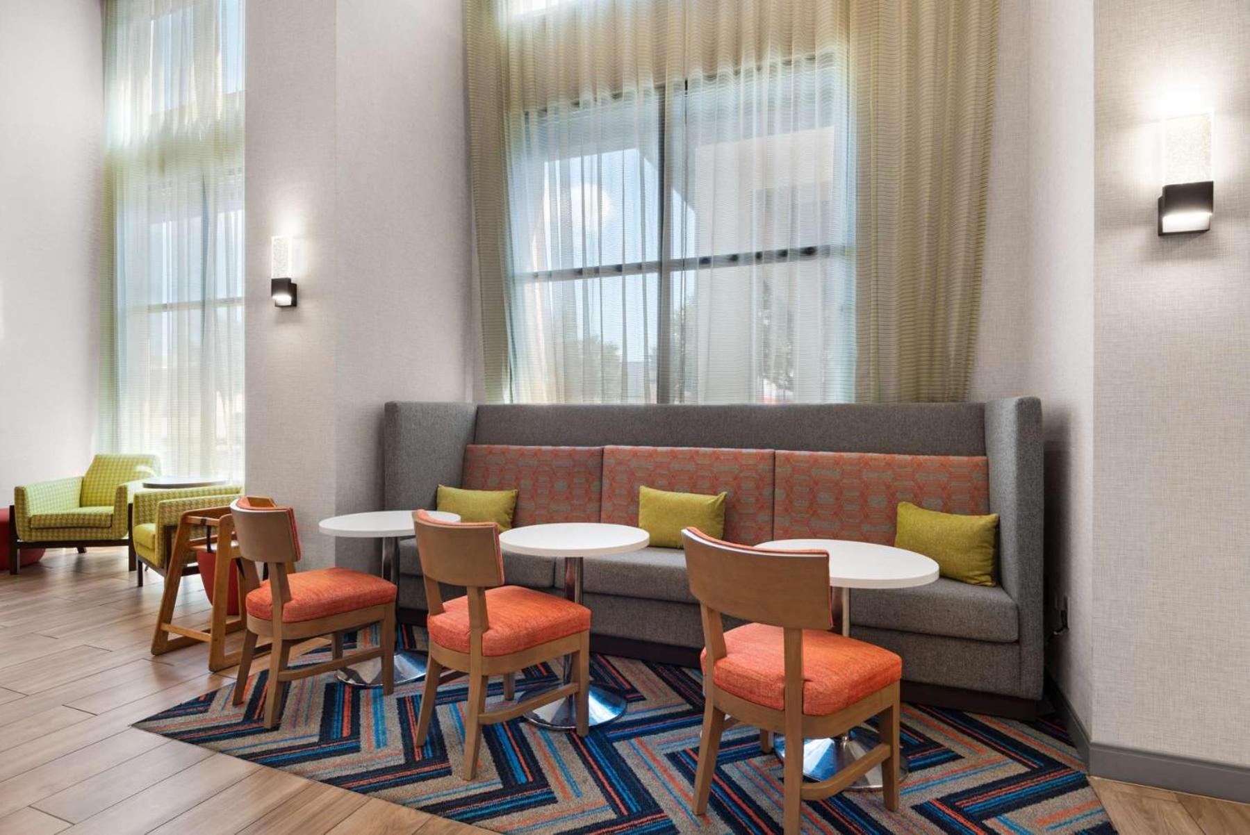 Hampton Inn & Suites Pensacola I-10 N At University Town Plaza Экстерьер фото