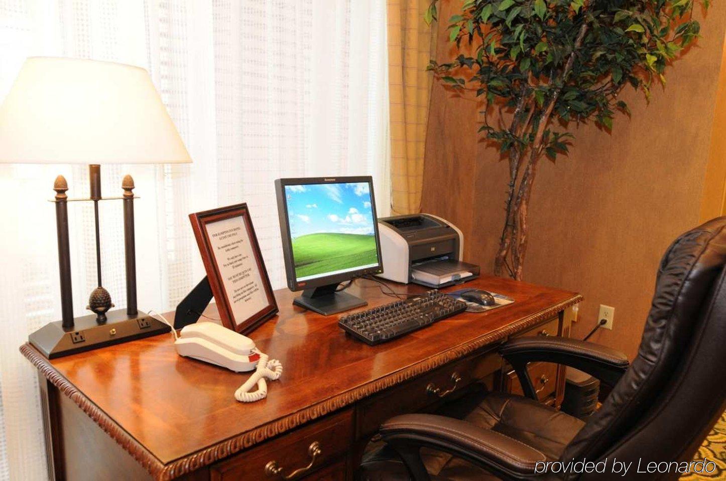 Hampton Inn & Suites Pensacola I-10 N At University Town Plaza Экстерьер фото